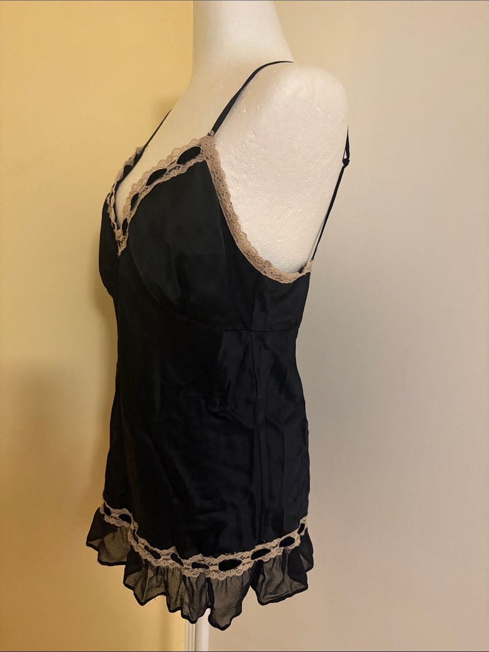 Gold Hawk Black 109% Silk Chemise with Cream Lace Trim Sz L - Women's Intimates - Picture 2 of 5